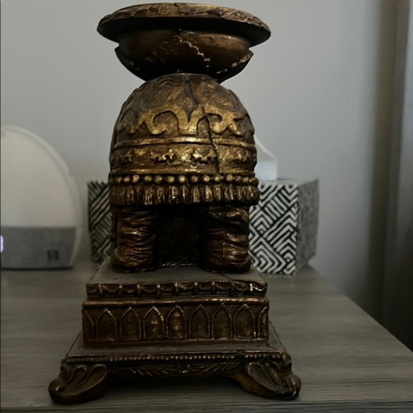 Antique looking Gold Elephant Candle Holder - Picture 4 of 5